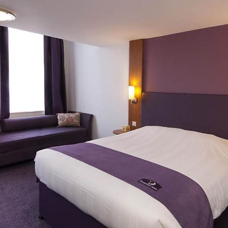 Premier Inn トンブリッジ エクステリア 写真