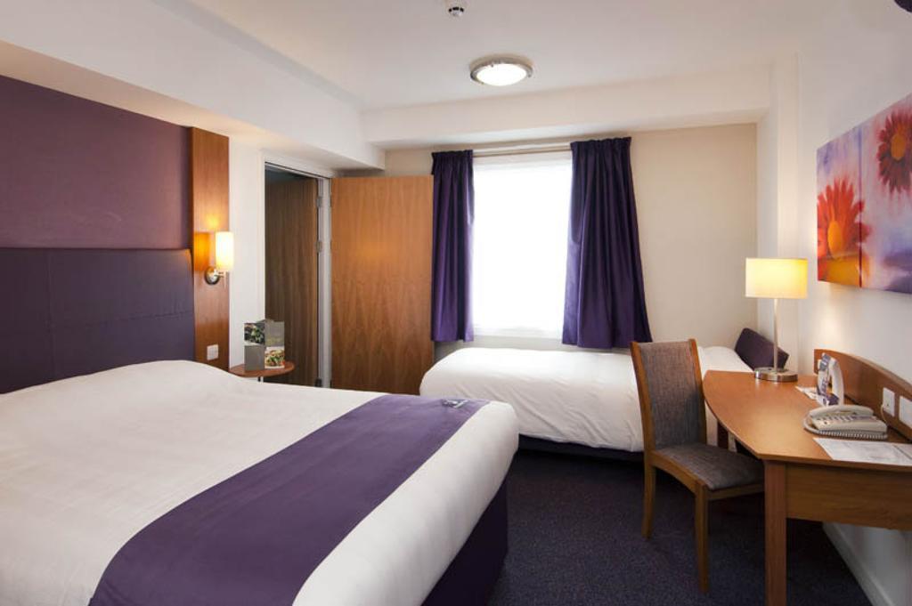 Premier Inn トンブリッジ 部屋 写真
