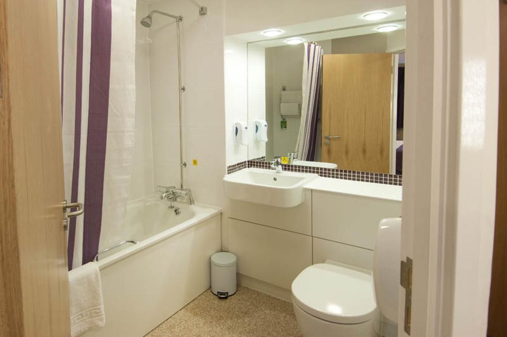 Premier Inn トンブリッジ 部屋 写真