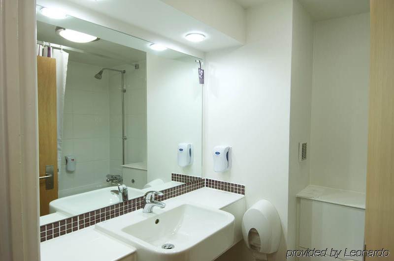 Premier Inn トンブリッジ エクステリア 写真
