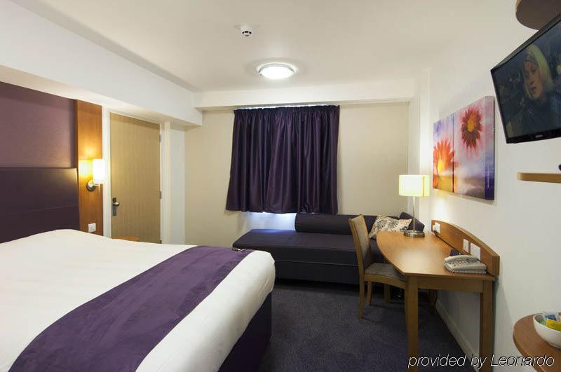 Premier Inn トンブリッジ エクステリア 写真