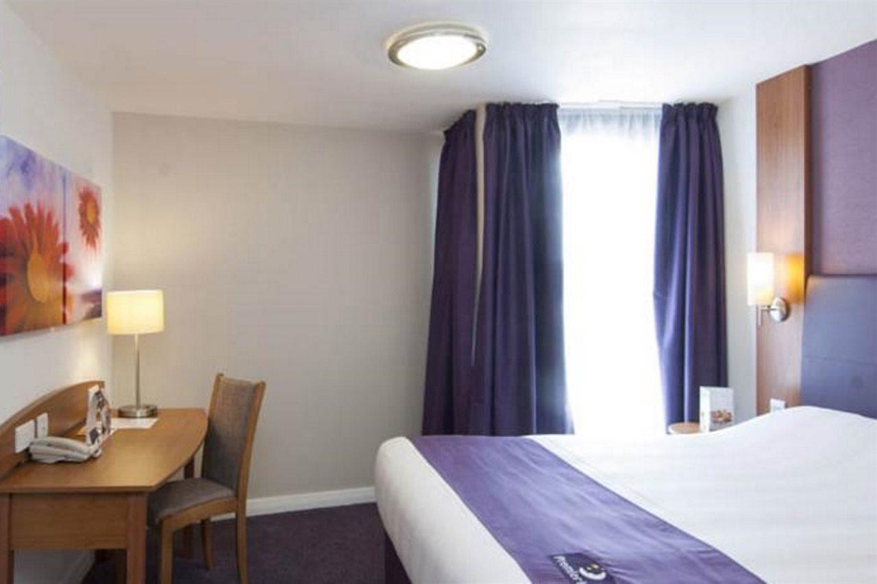 Premier Inn トンブリッジ エクステリア 写真
